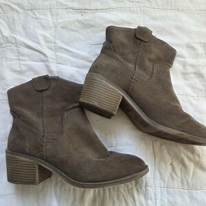 Merona Taupe Heeled Ankle Boots